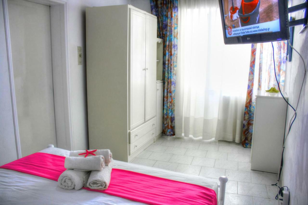 The Hot Pink Bike House Villa Парикия Екстериор снимка